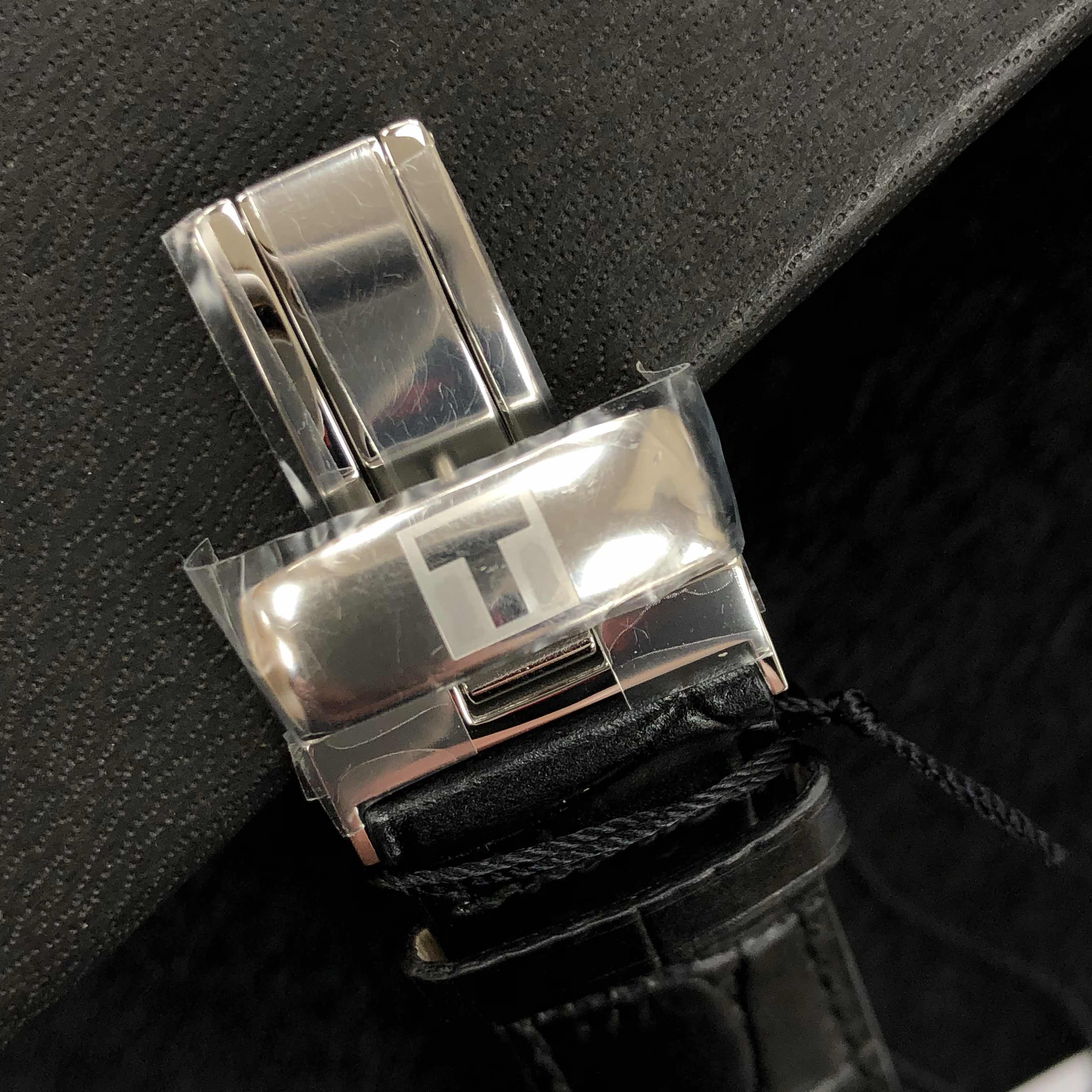 TISSOT T-CLASSIC T006.407.16.033.00 8