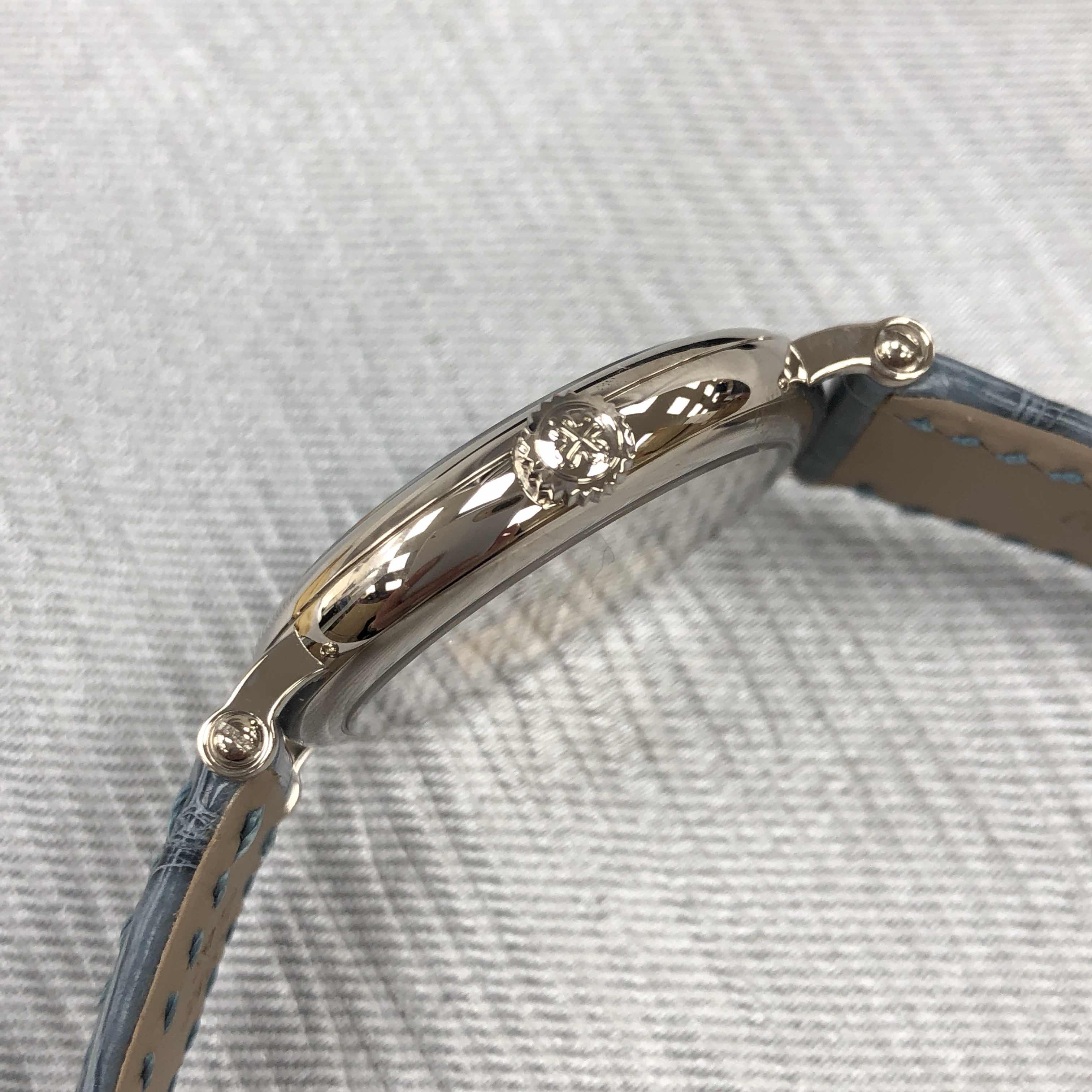 PATEK PHILIPPE CALATRAVA 7200/50G-011 8