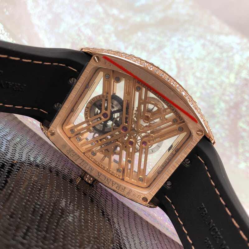 FRANCK MULLER VANGUARD V 45 S6 SQT D (5N.NR) 8