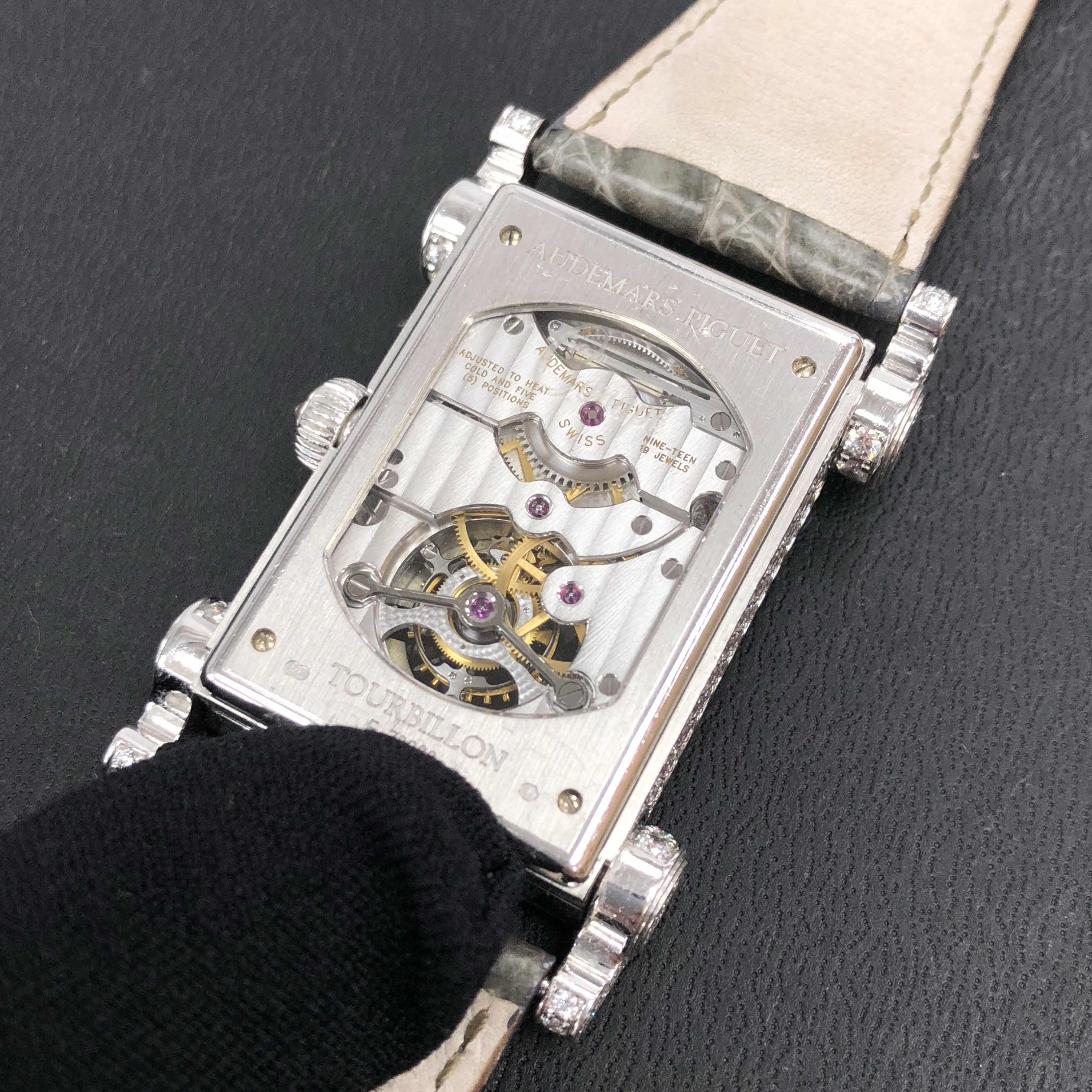 NEW AUDEMARS PIGUET CANAPE 25951BC.Z.0001CR.08 8