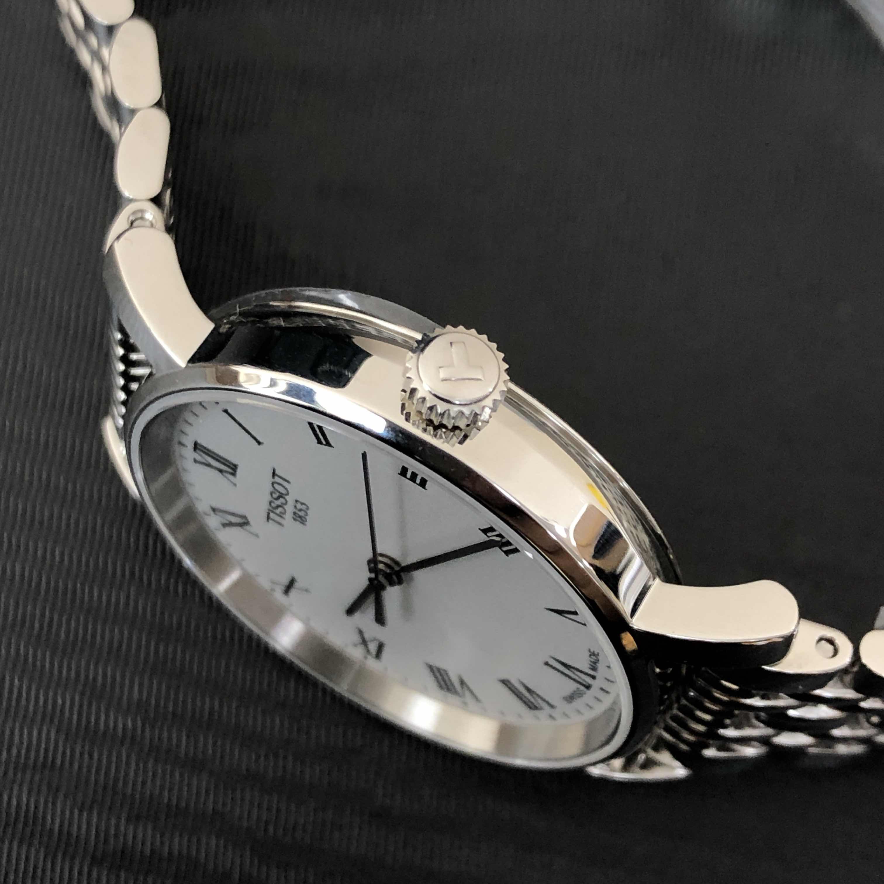 TISSOT EVERYTIME T109.210.11.033.00 8