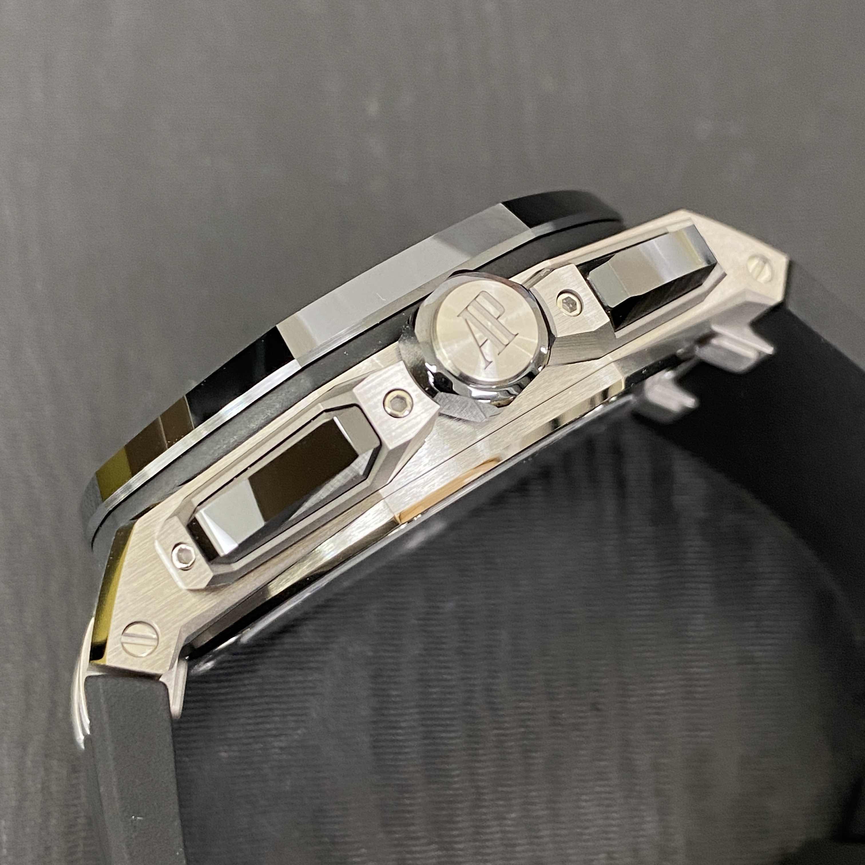 AUDEMARS PIGUET ROYAL OAK OFFSHORE 26420SO.OO.A002CA.01 8