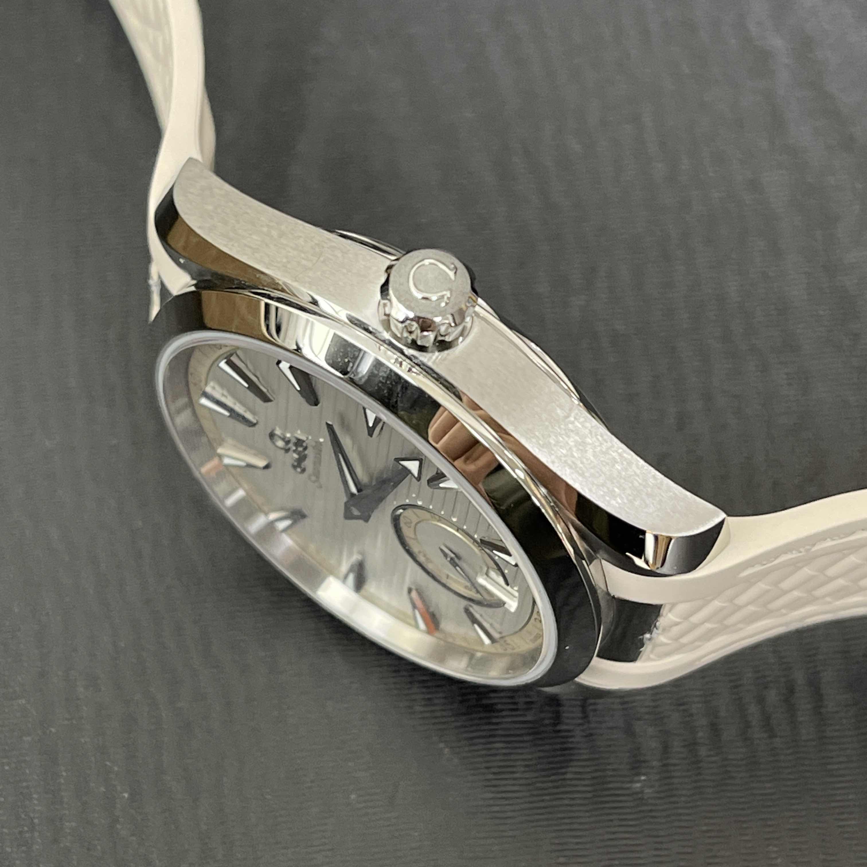NEW OMEGA SEAMASTER 220.12.41.21.02.005 8