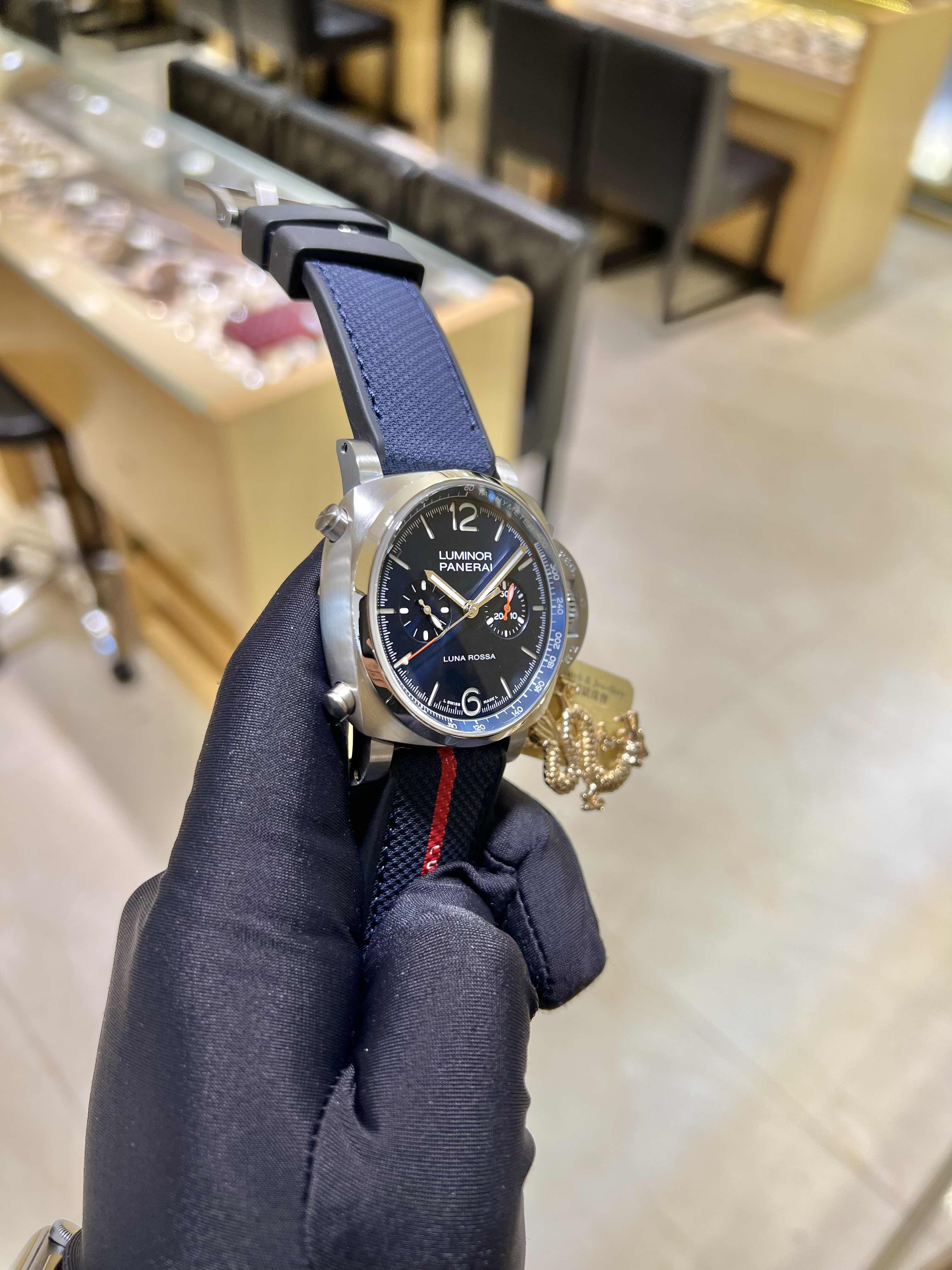 NEW PANERAI LUMINOR CHRONO PAM01303 8