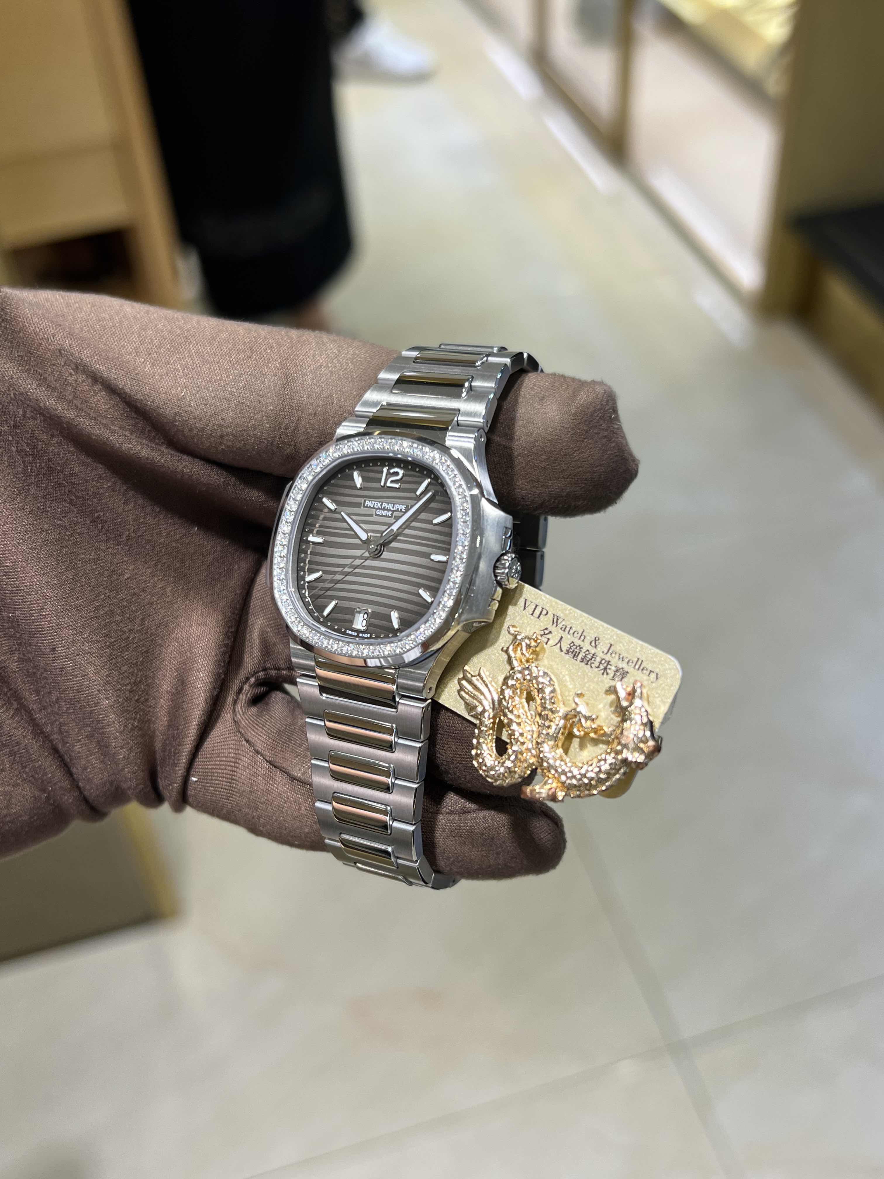NEW PATEK PHILIPPE NAUTILUS 7118/1200A-011 8