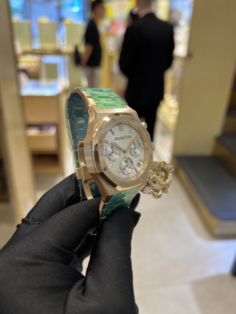 NEW AUDEMARS PIGUET ROYAL OAK 26240OR.OO.1320OR.07 8