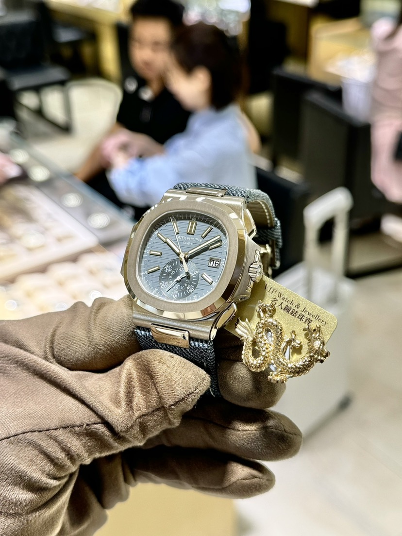 NEW PATEK PHILIPPE NAUTILUS 5980/60G-001 8